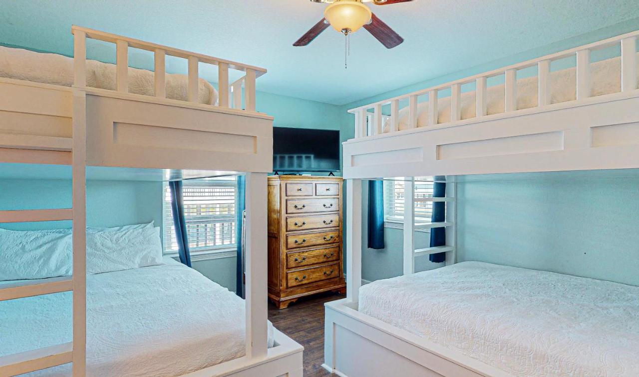 Serenity By The Sea Crystal Beach Exterior photo